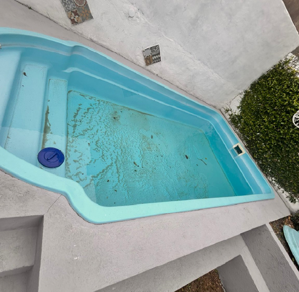 Mesa de trabajo 2 copia-100